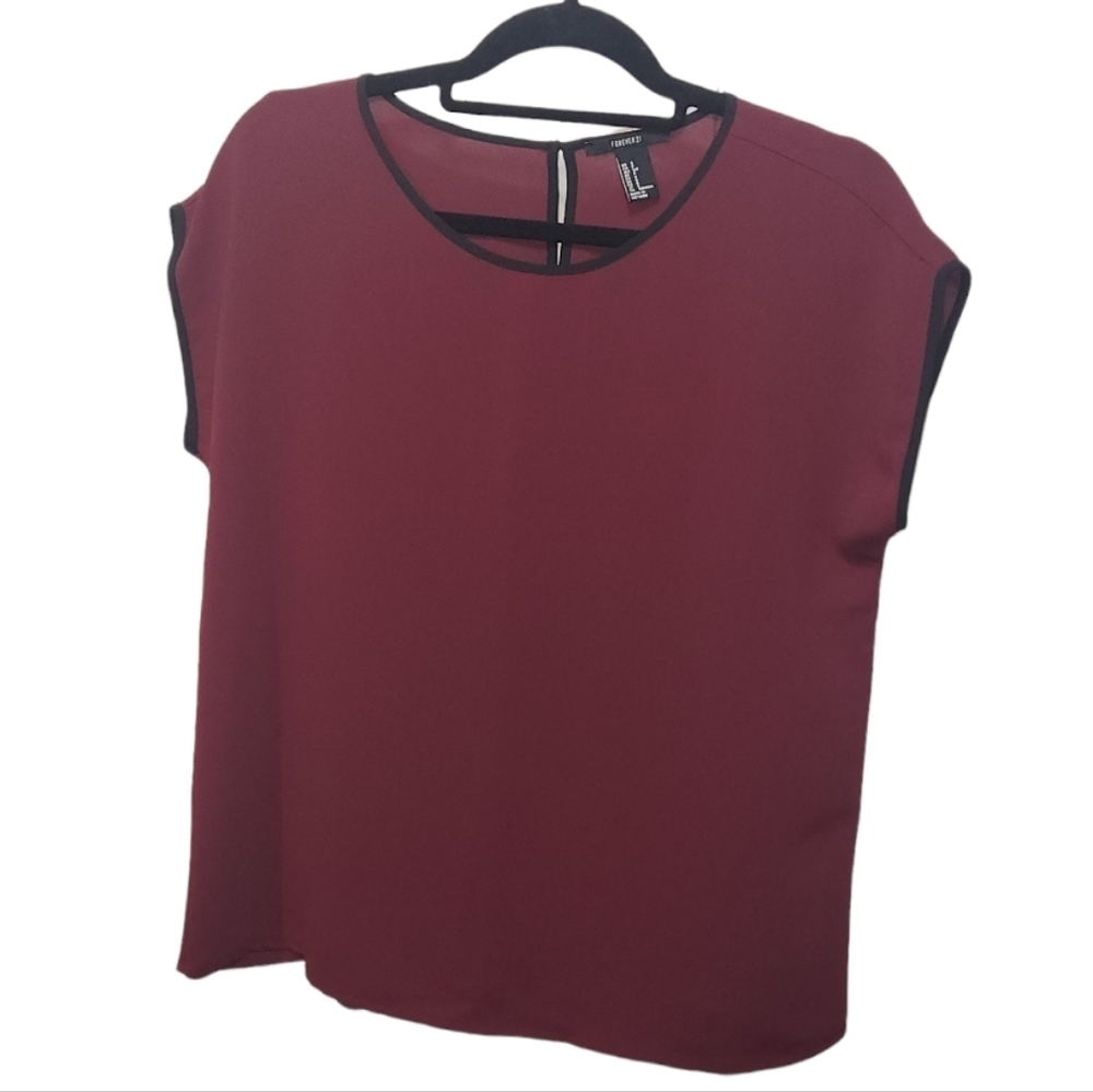 Forever 21 Burgundy Short Sleeve Dressy Top Size Small